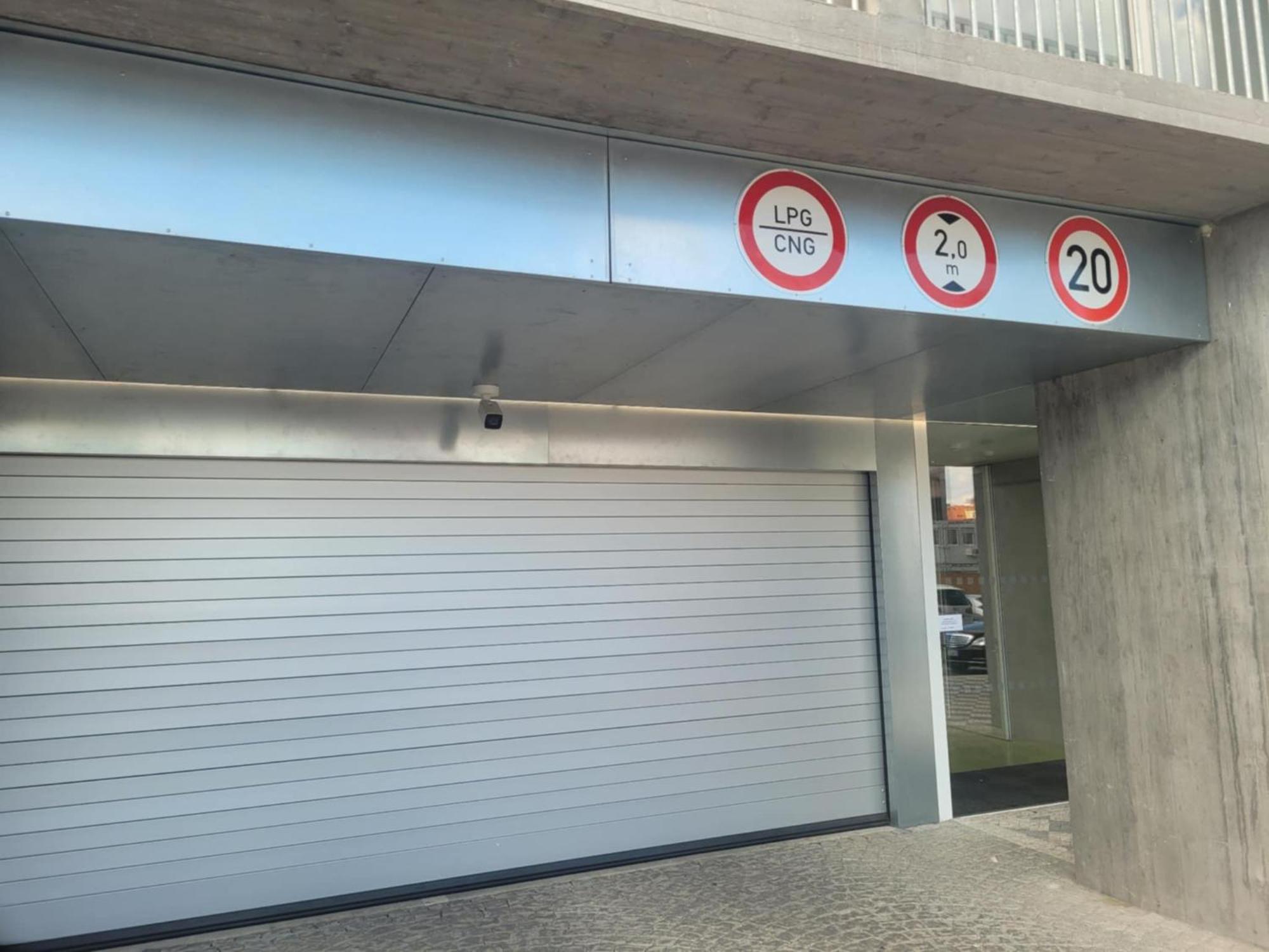 Apartmán Terrace And Free Parking *