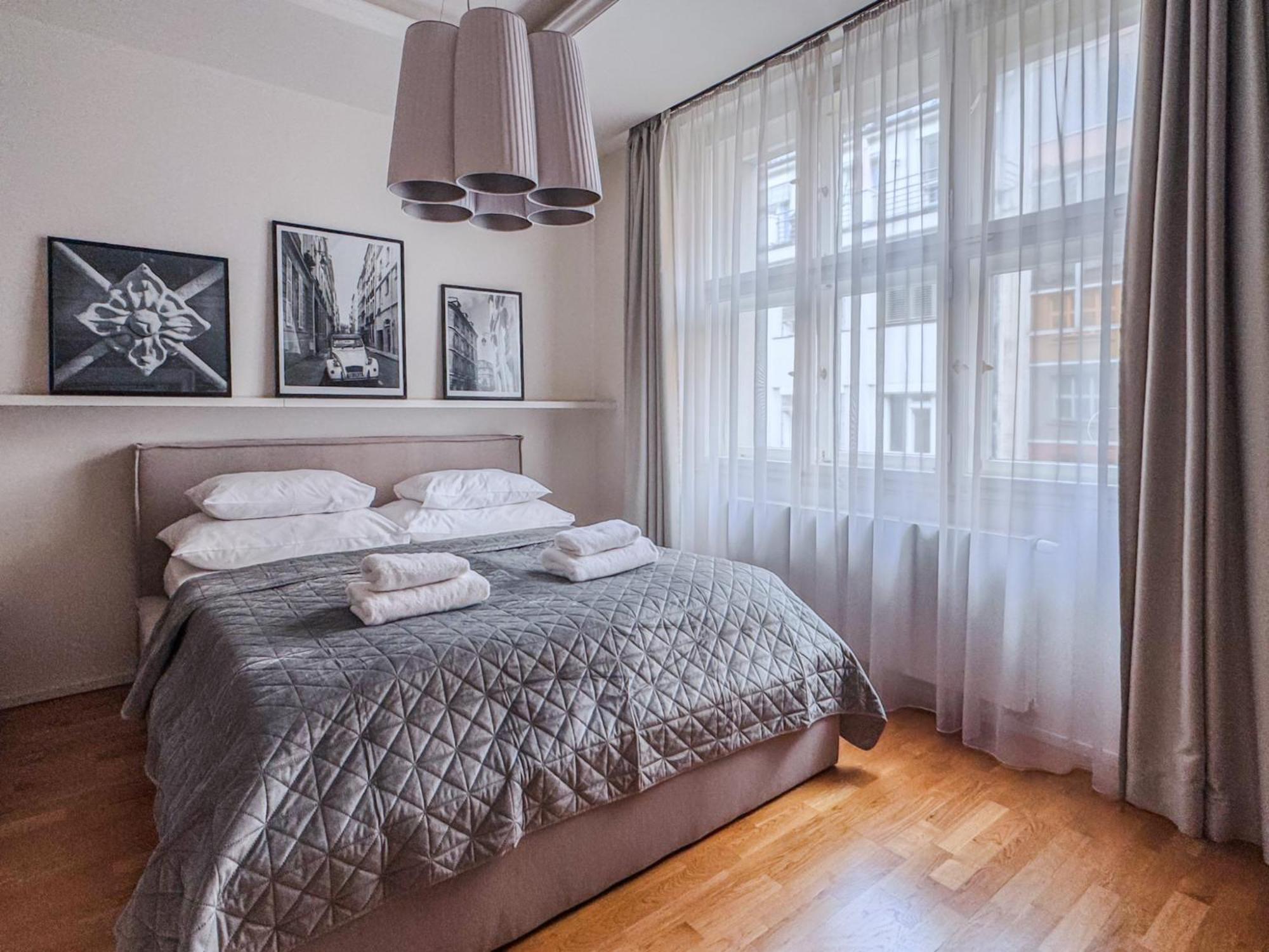 Apartment Unique Old Town At Palace Dlouha Prag