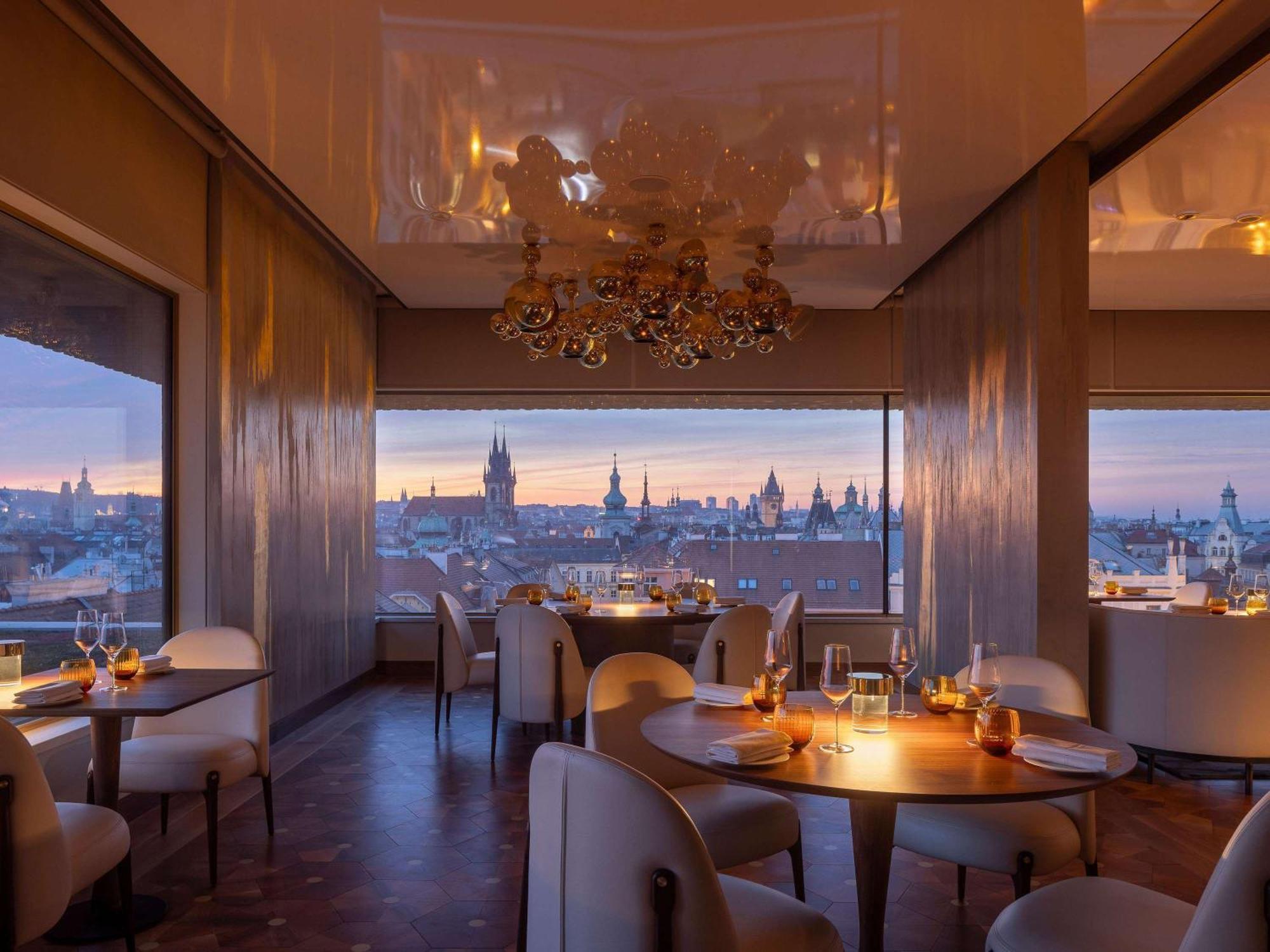 Fairmont Golden Hotell
