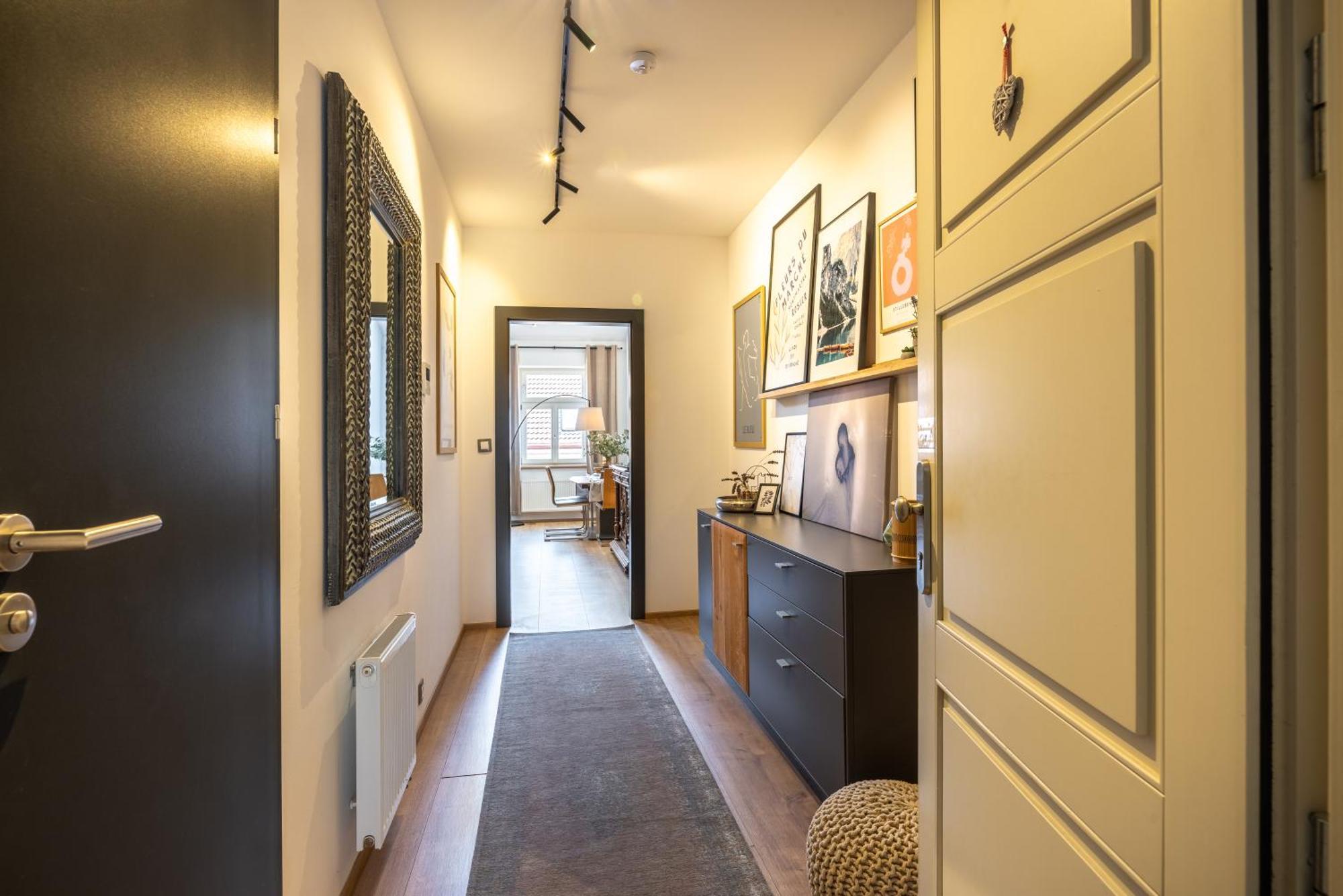 Peaceful & Cozy Living In Vysehrad With A Balcony *