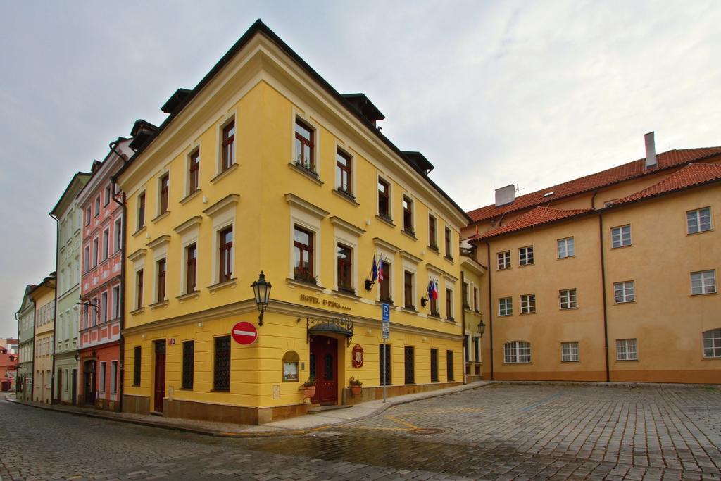 U Pava Hotel