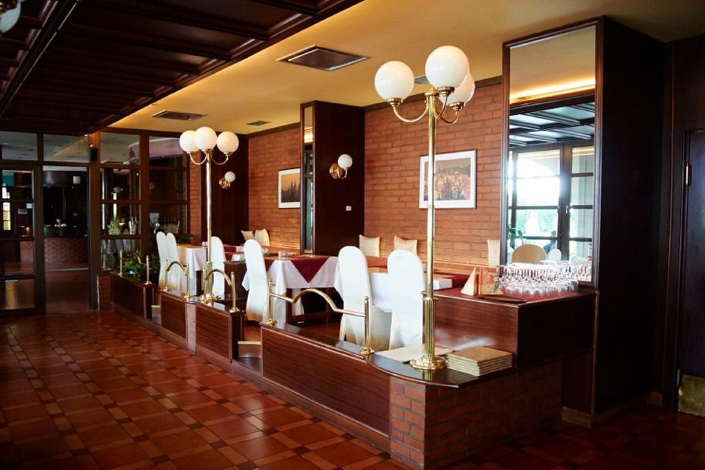 Na Zamecku Hotell