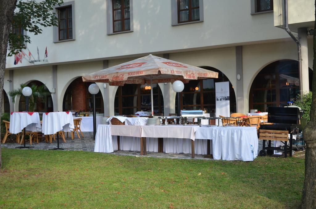 Na Zamecku Hotell