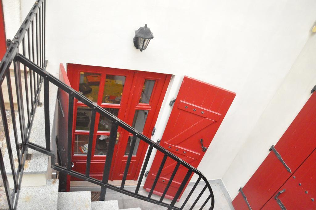 Trziste * Prag
