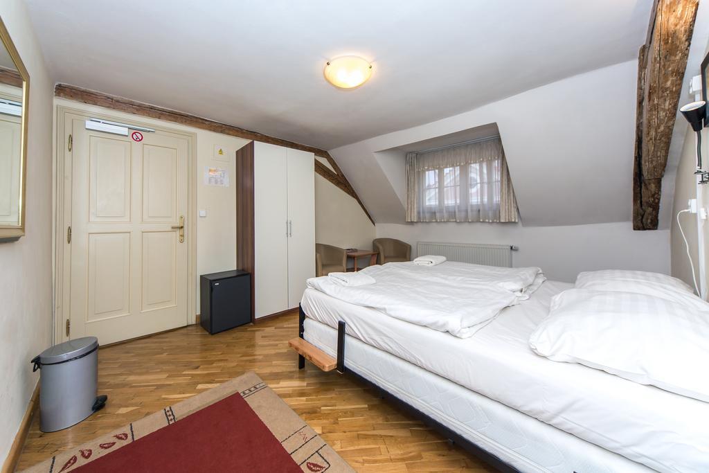 Hostel Mango