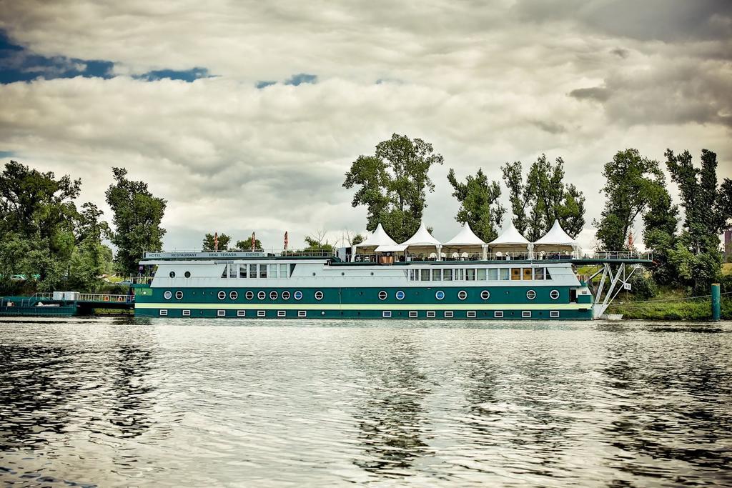 Bådhotel Rohan Boat