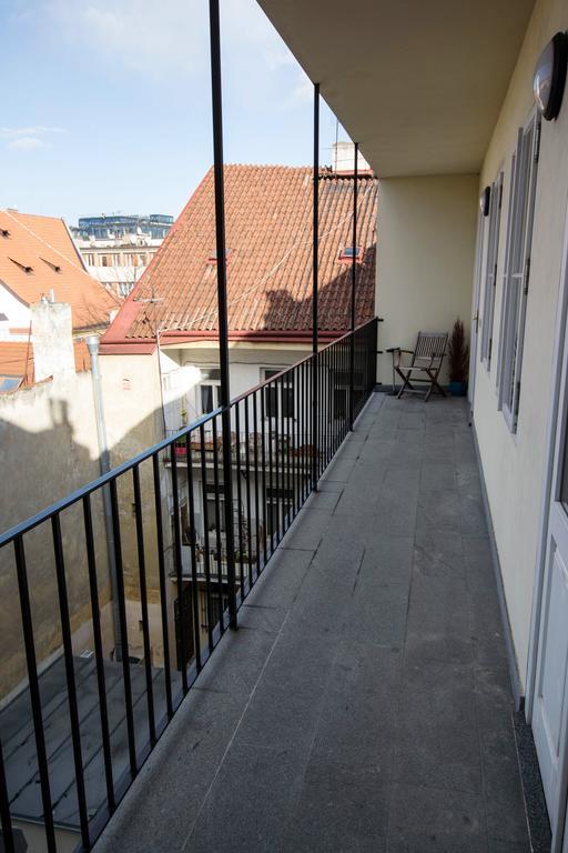 Ruterra Red Roofs View With Garage Lägenhet