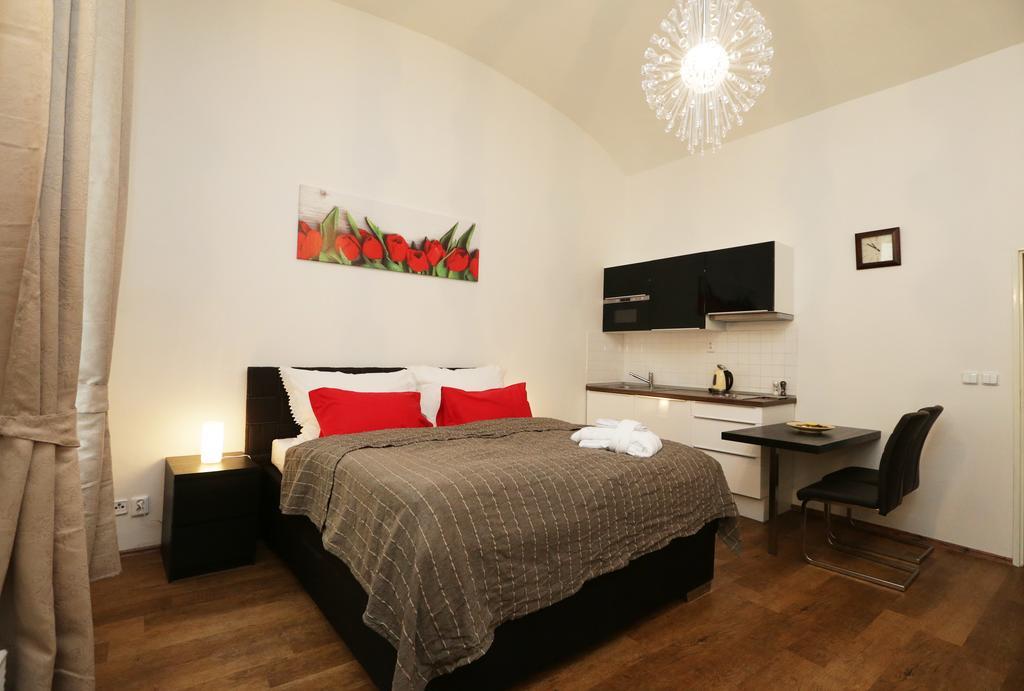 Apartment Greg Kampa *