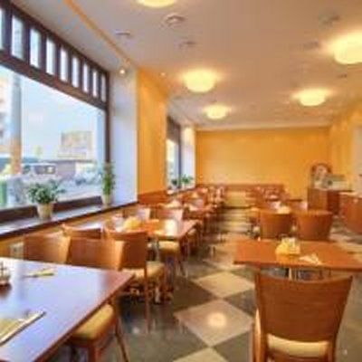 Gloria 4* Prague