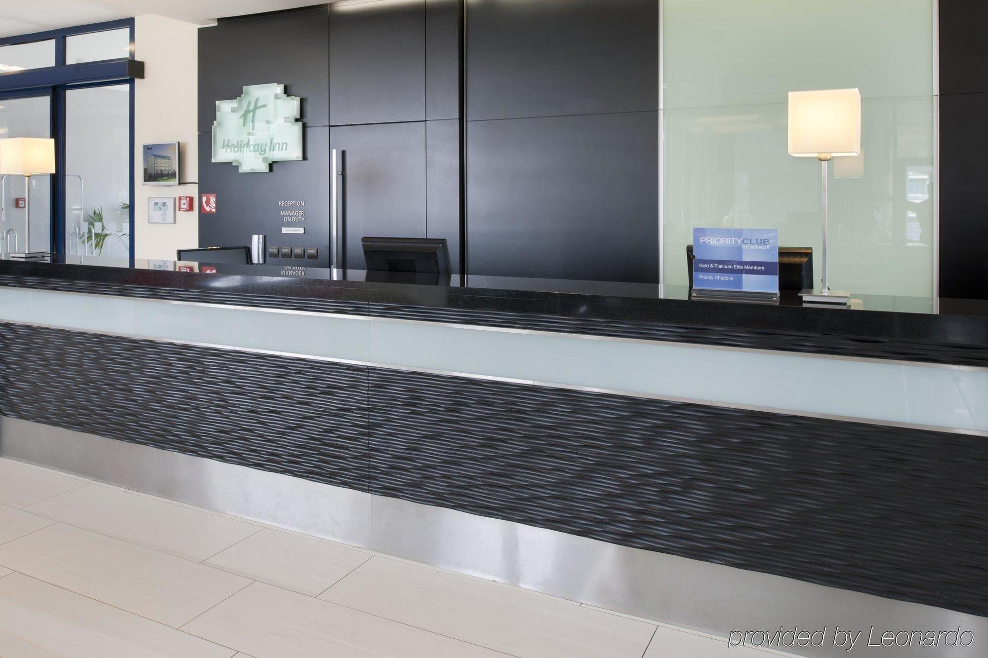Hotell Holiday Airport By Ihg 4*