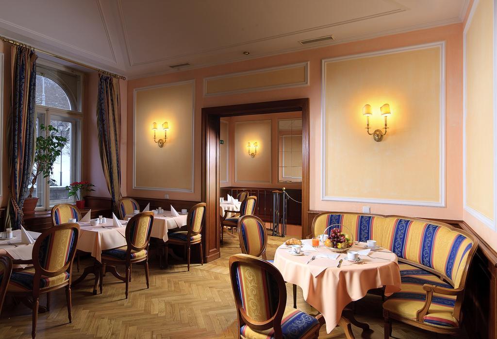 Hotel Kinsky Fountain 4*