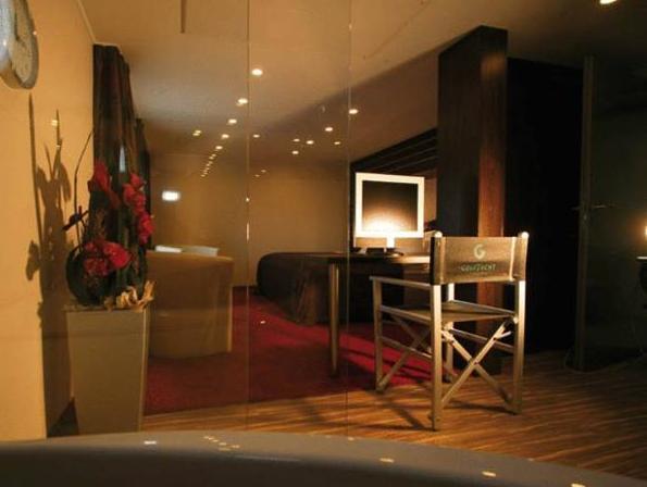 Rohan Boat Bådhotel 3*