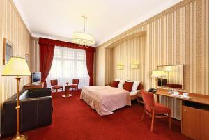 Salvator Hotel