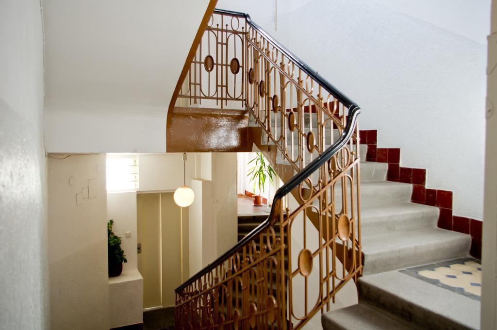 Lejlighed With 2 Bathrooms- 5 Minutes From Old Town - 102 M2 Prag