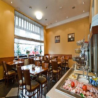 Gloria Hotel 4*