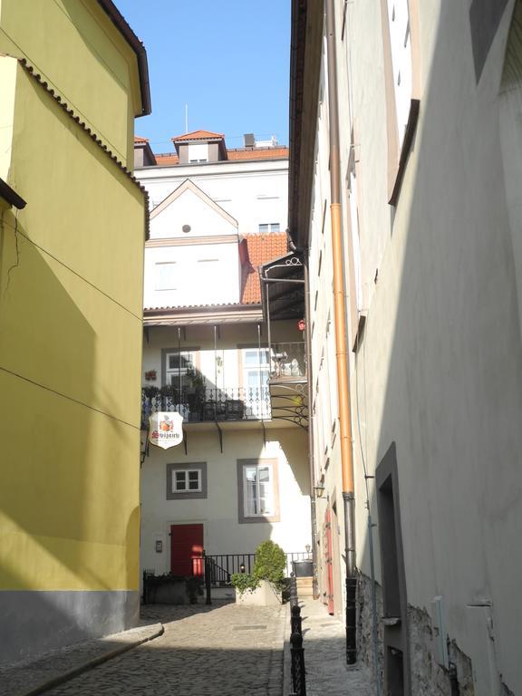 Trziste * Prag