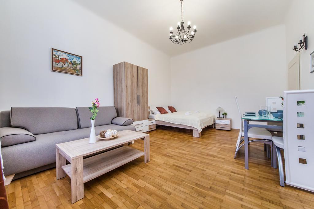 Apartment Josefov