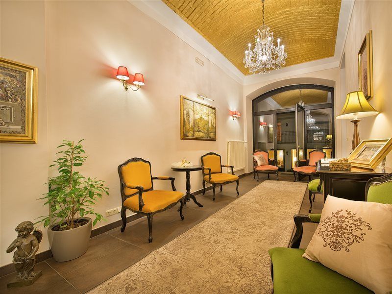 Angelis 4* Prag