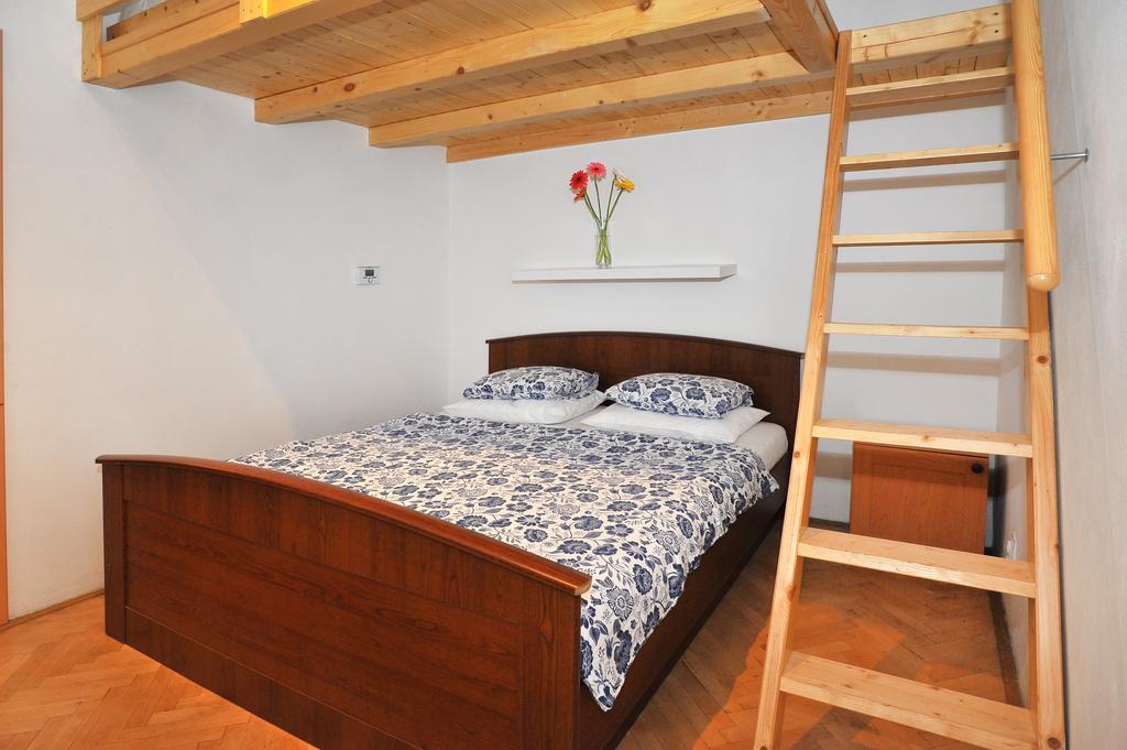 Apartment In Vinohrady Prag