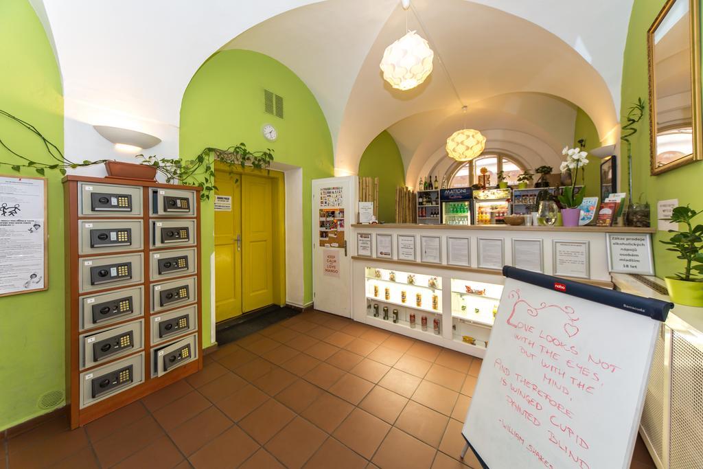 Mango Hostel *