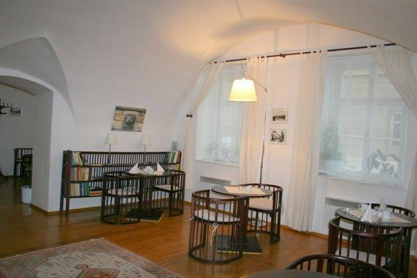 Domus Henrici Hotel