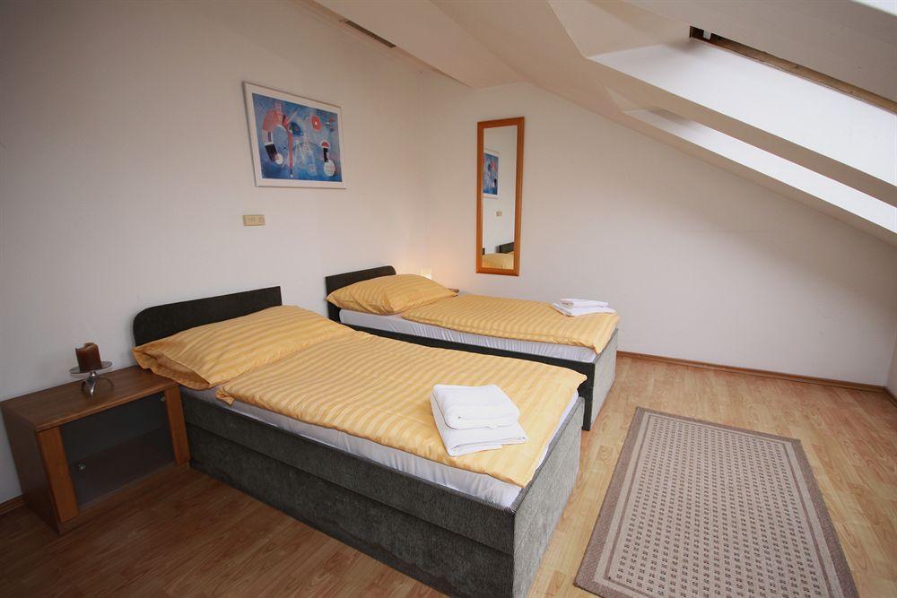 Apartment Leo Old Town *
