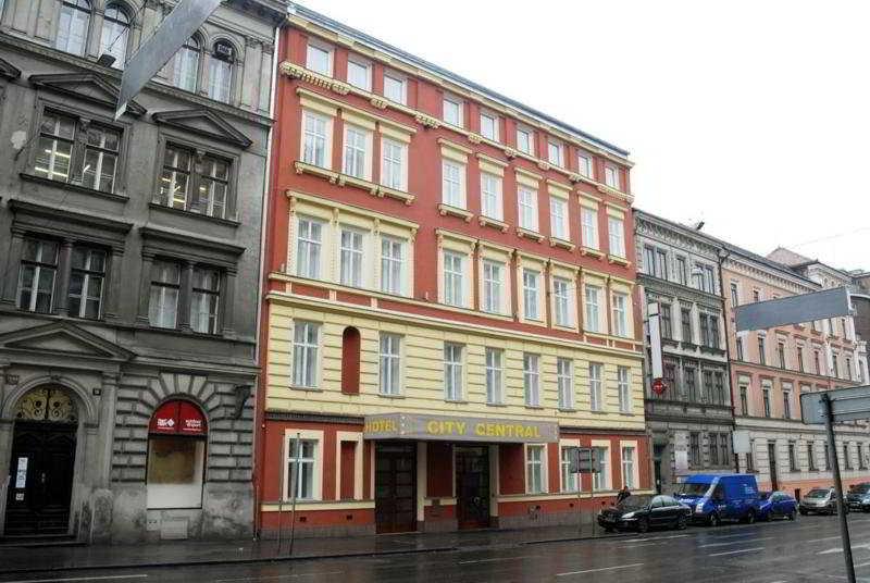 Hotell De Luxe Prag