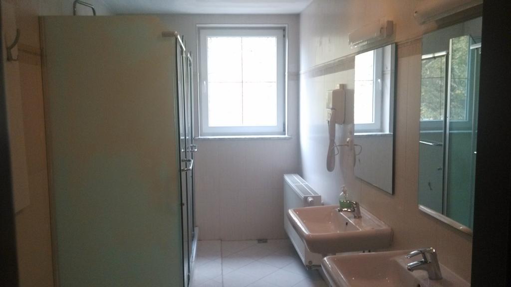 Hotel Penzion Praga Hotell 3*