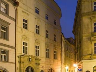 Hotell Cathedral Old Town Square 3*