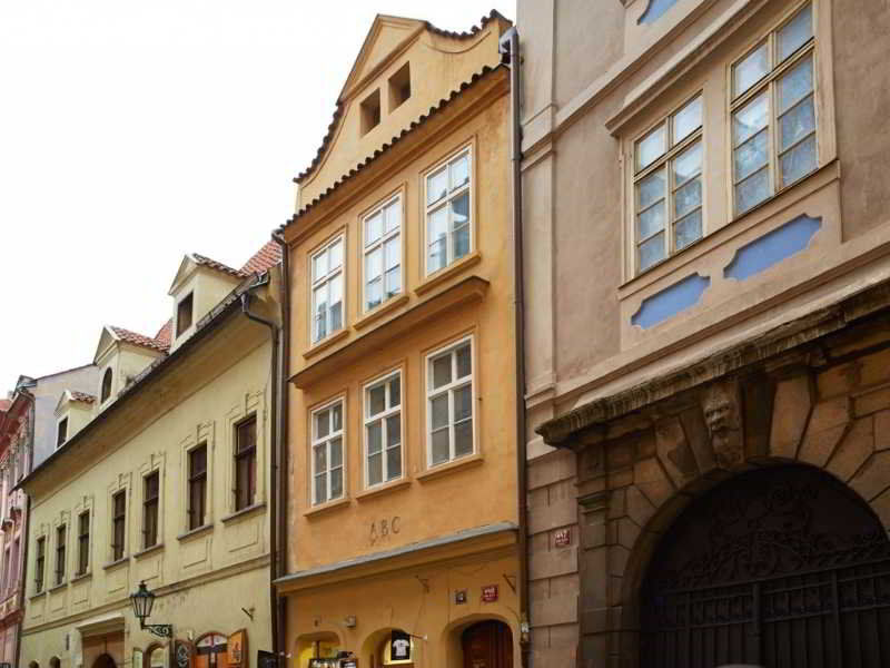 Lägenhetshotell Abc Suites Prag
