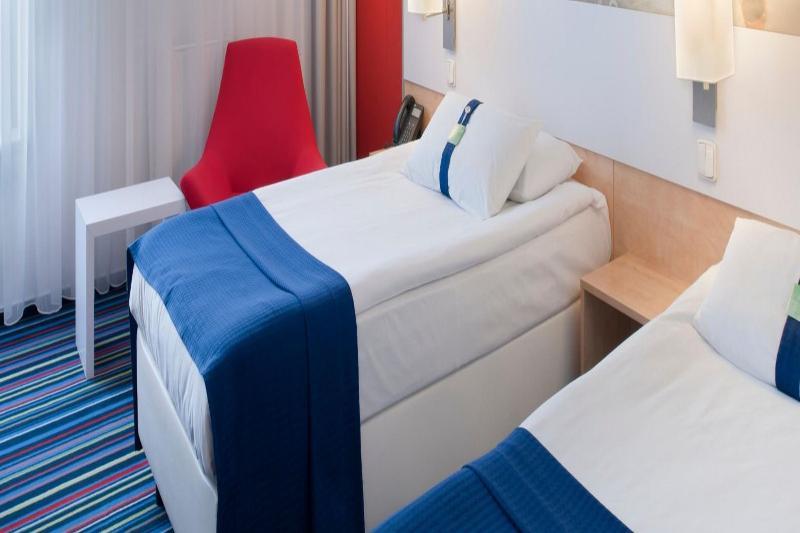 Holiday Airport By Ihg Hotell Prag