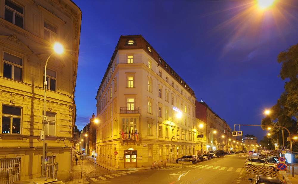 Hotell Exe Park Prag