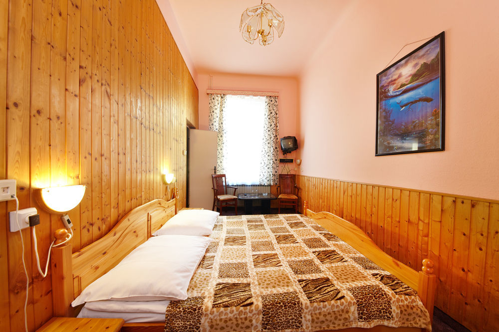 Anette Hotel