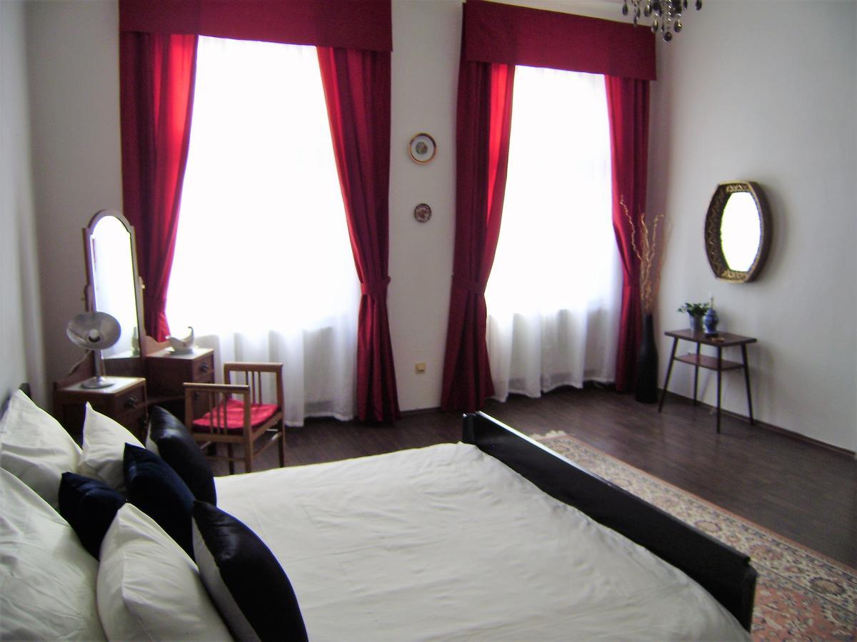 Gasthof Halkrooms