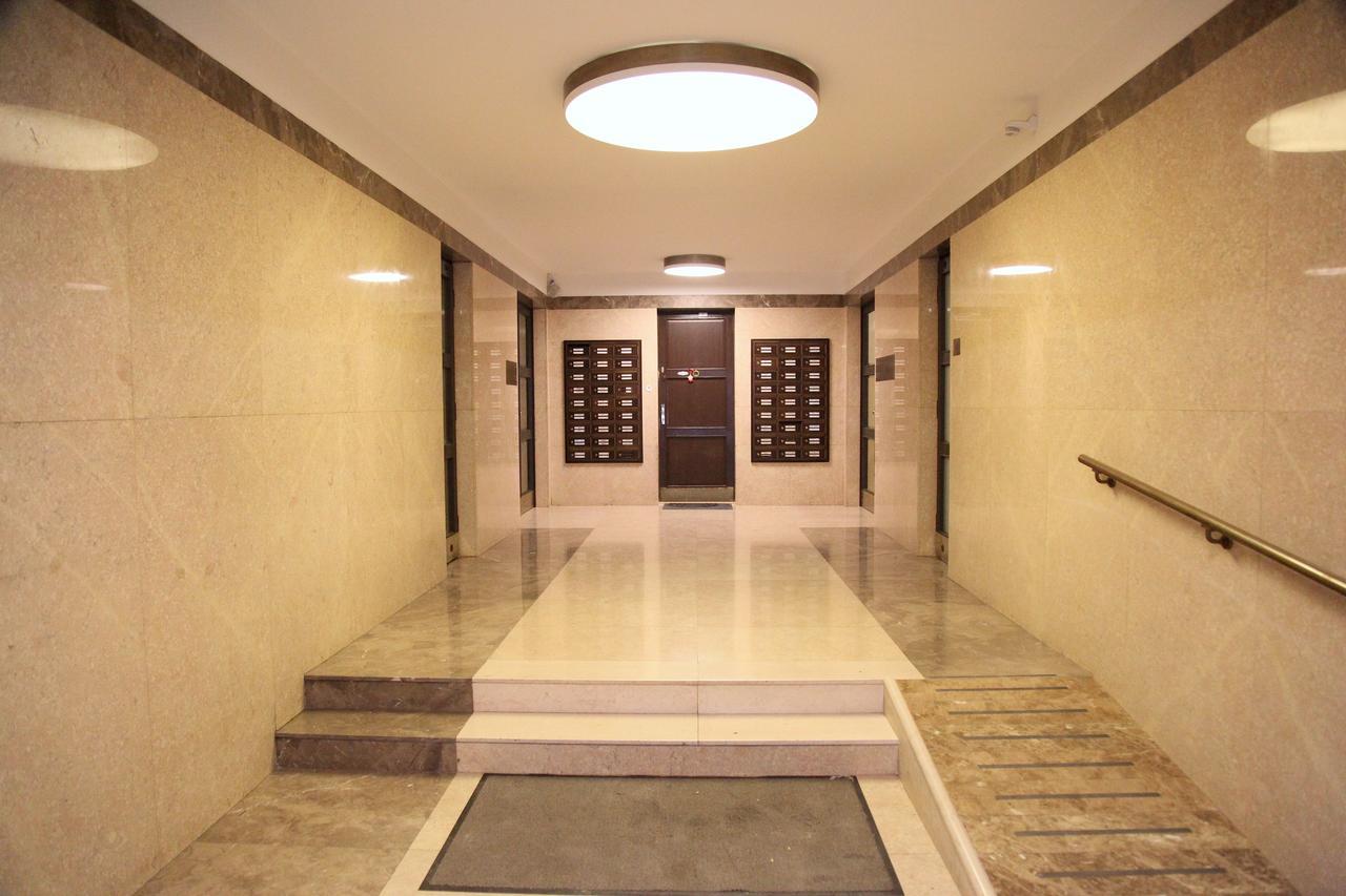 Old Town Apartment