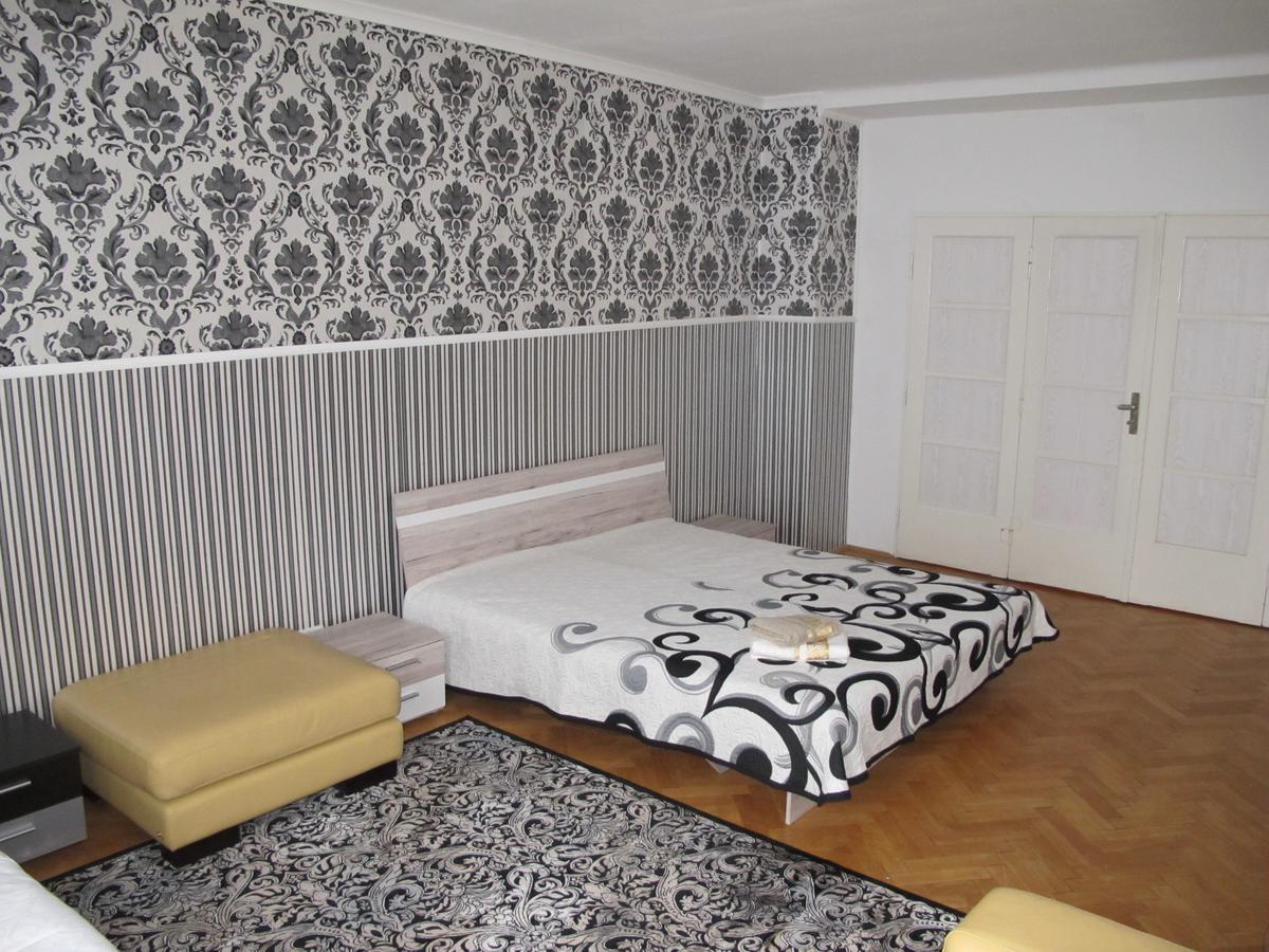 Bed & Breakfast Arabesque Accommodation Prague