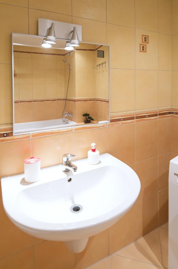 Modern Opatovická Apartmán *