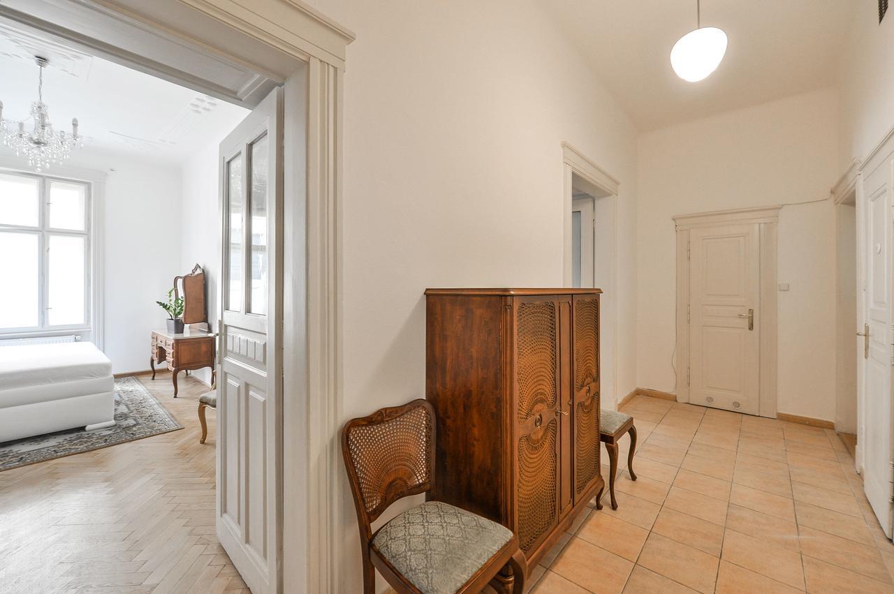 Apartment Old Town *