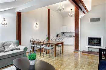 Apartment 6 Continents By Adrez Prag