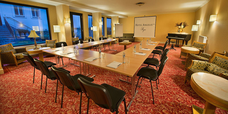 Angelis Hotel 4*