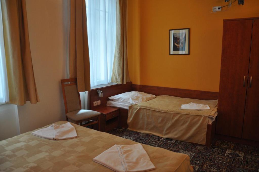 Hotell De Luxe 3*