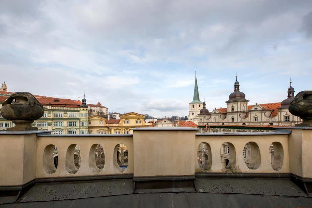 Miss Sophie's Charles Bridge 4* Prag