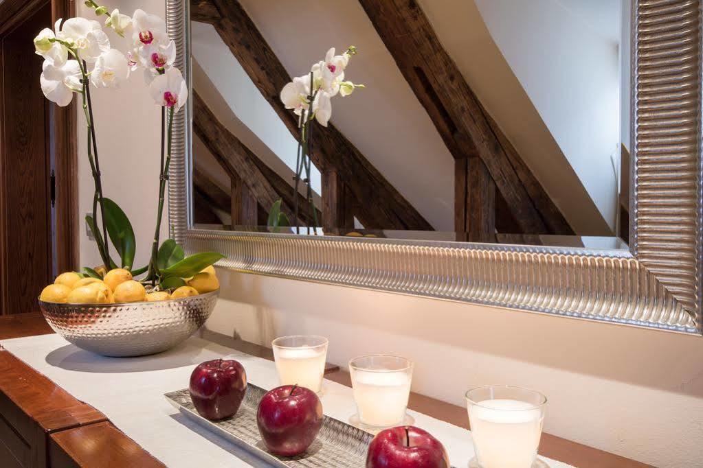 Hotel Miss Sophie's Charles Bridge 4*