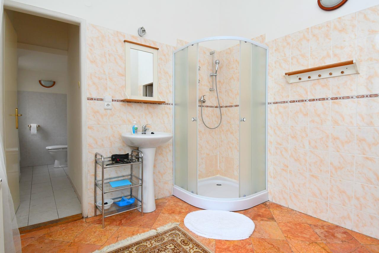 Gasthof Halkrooms 4*