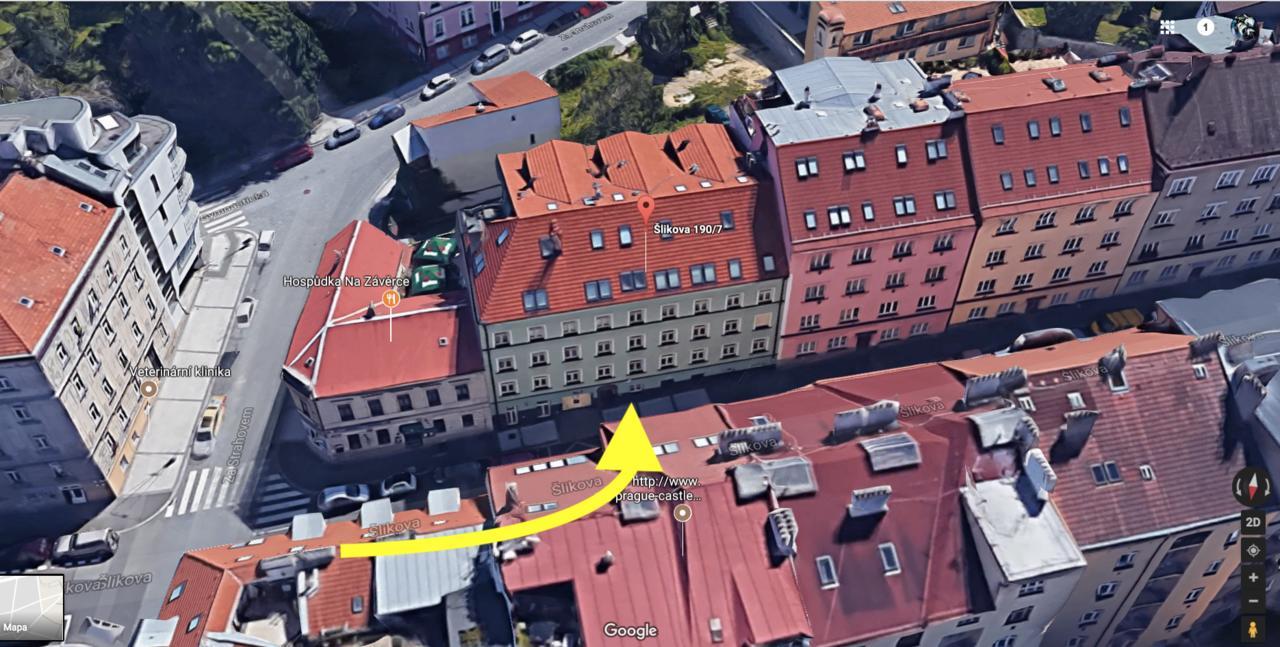 Luxurious Near Castle *