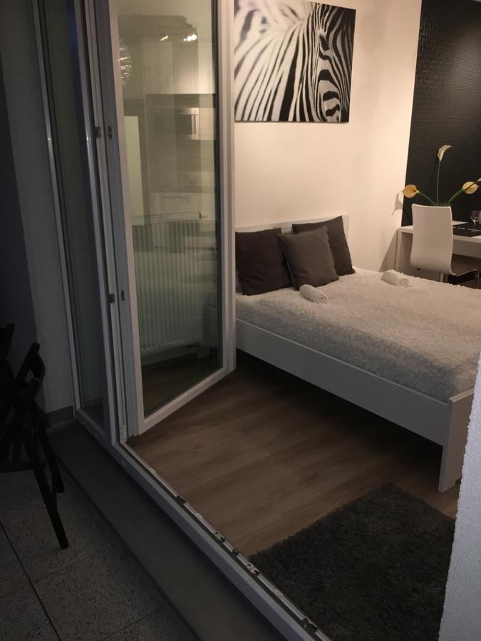 Blanc De Luxe Apartment