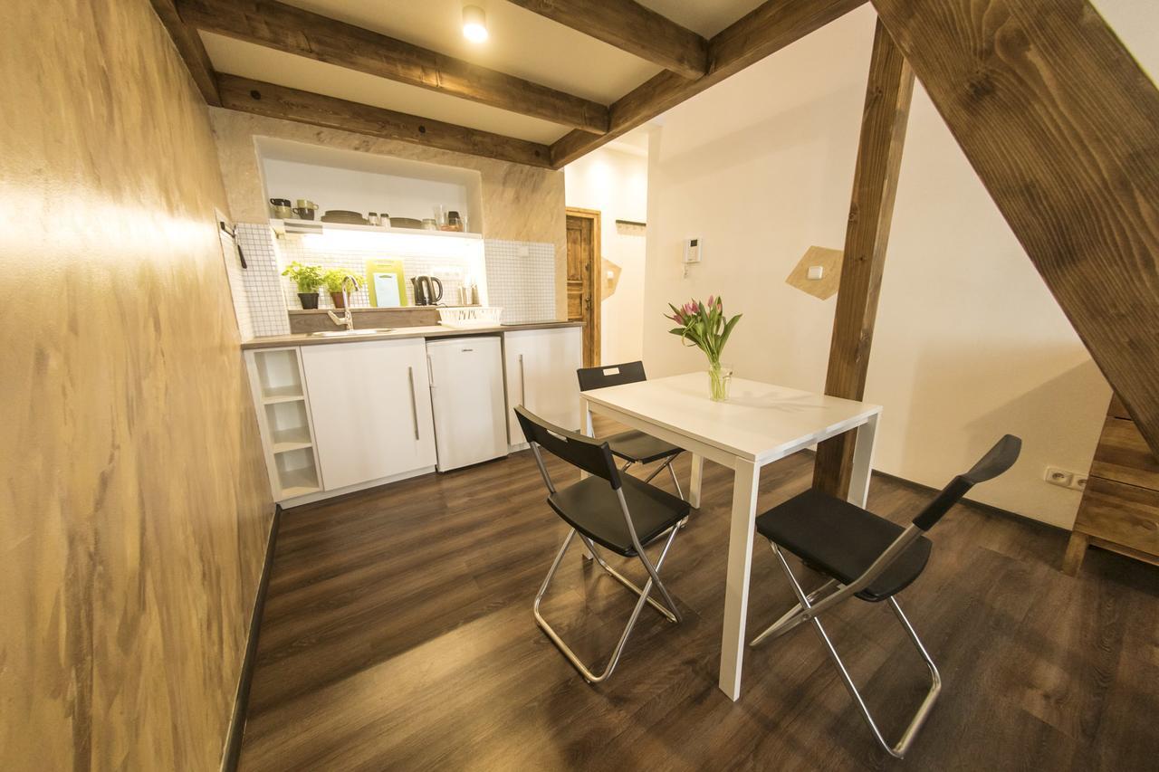 Apartment Freedom Rooms & Apartments