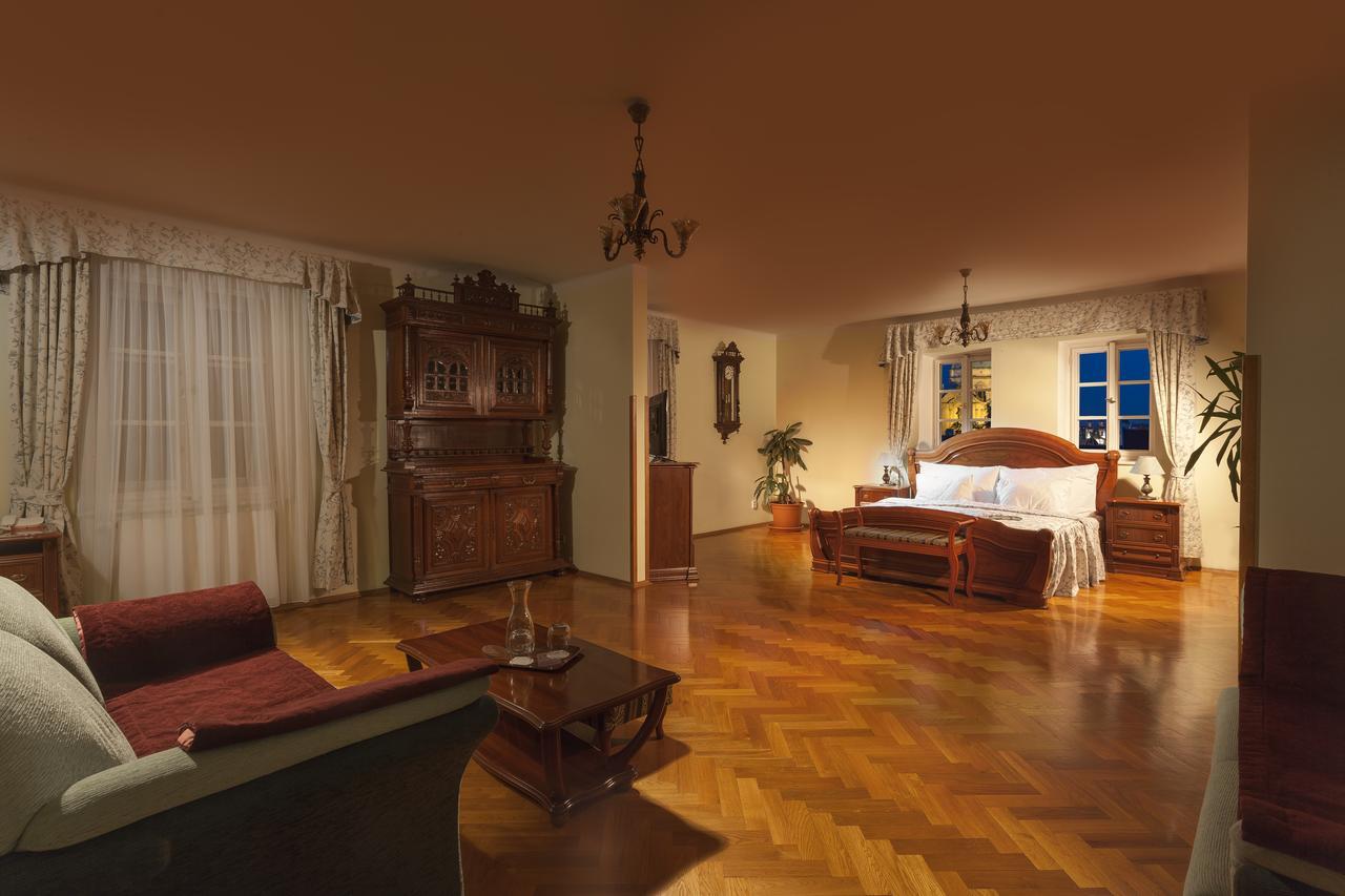 Boutique Constans 4* Prag