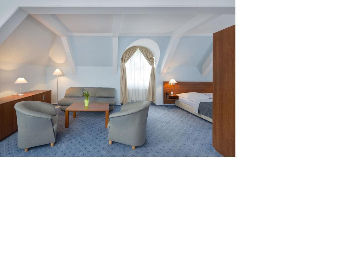 Hotell Na Zamecku Prag