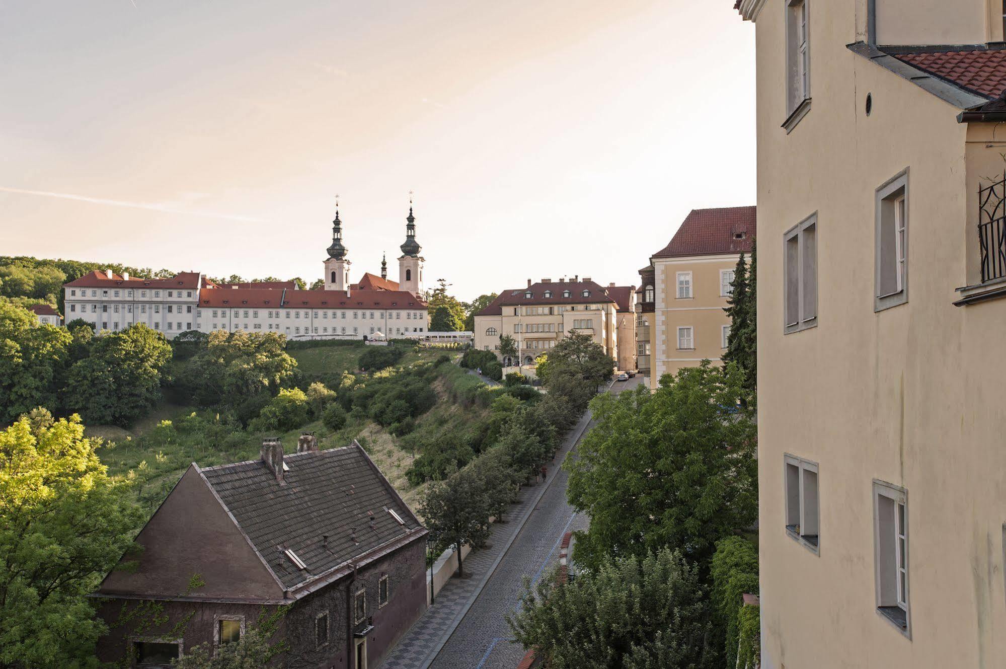 Domus Henrici 4* Prag